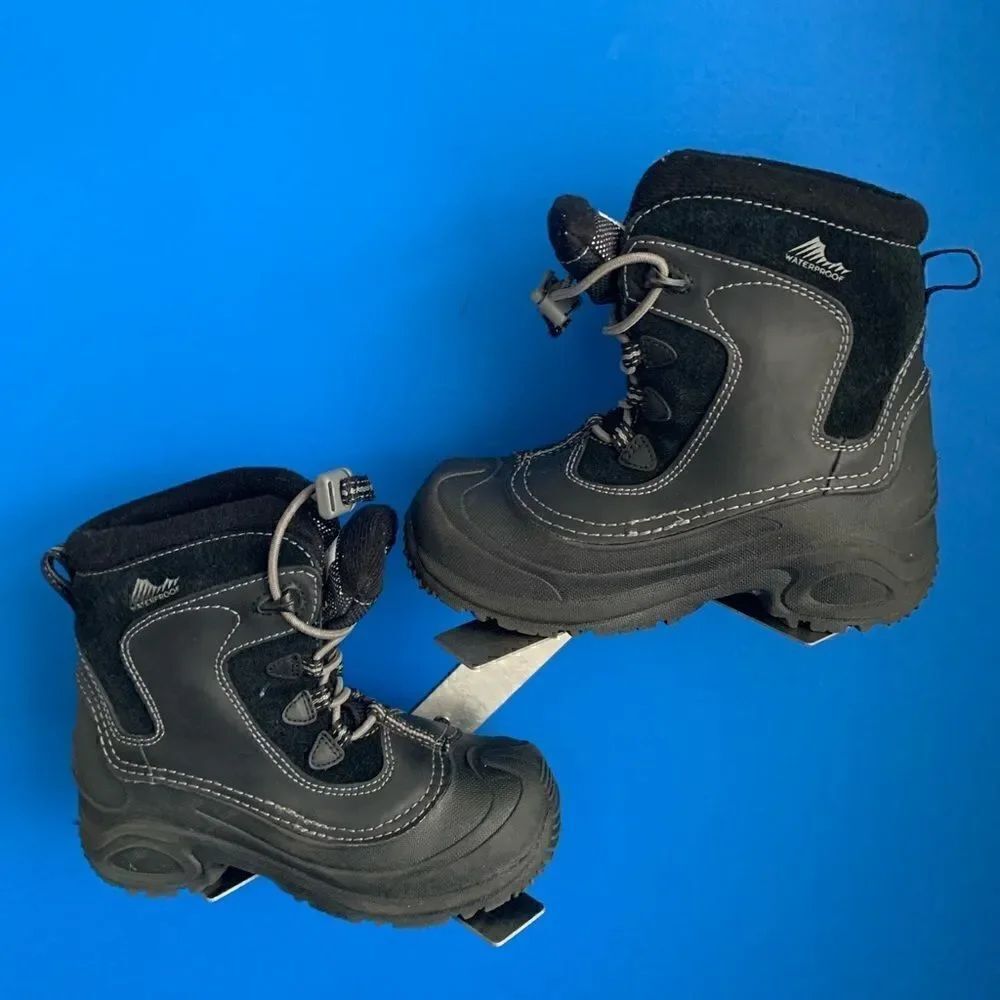 - Columbia Snow Boot Youth Size 2 Bugaboot BY1287-010 Black Waterproof Win…